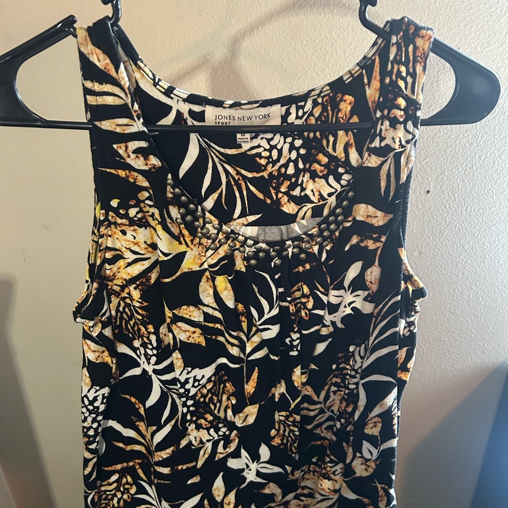 Jones New York Women's Black and Gold Patterned Blouse